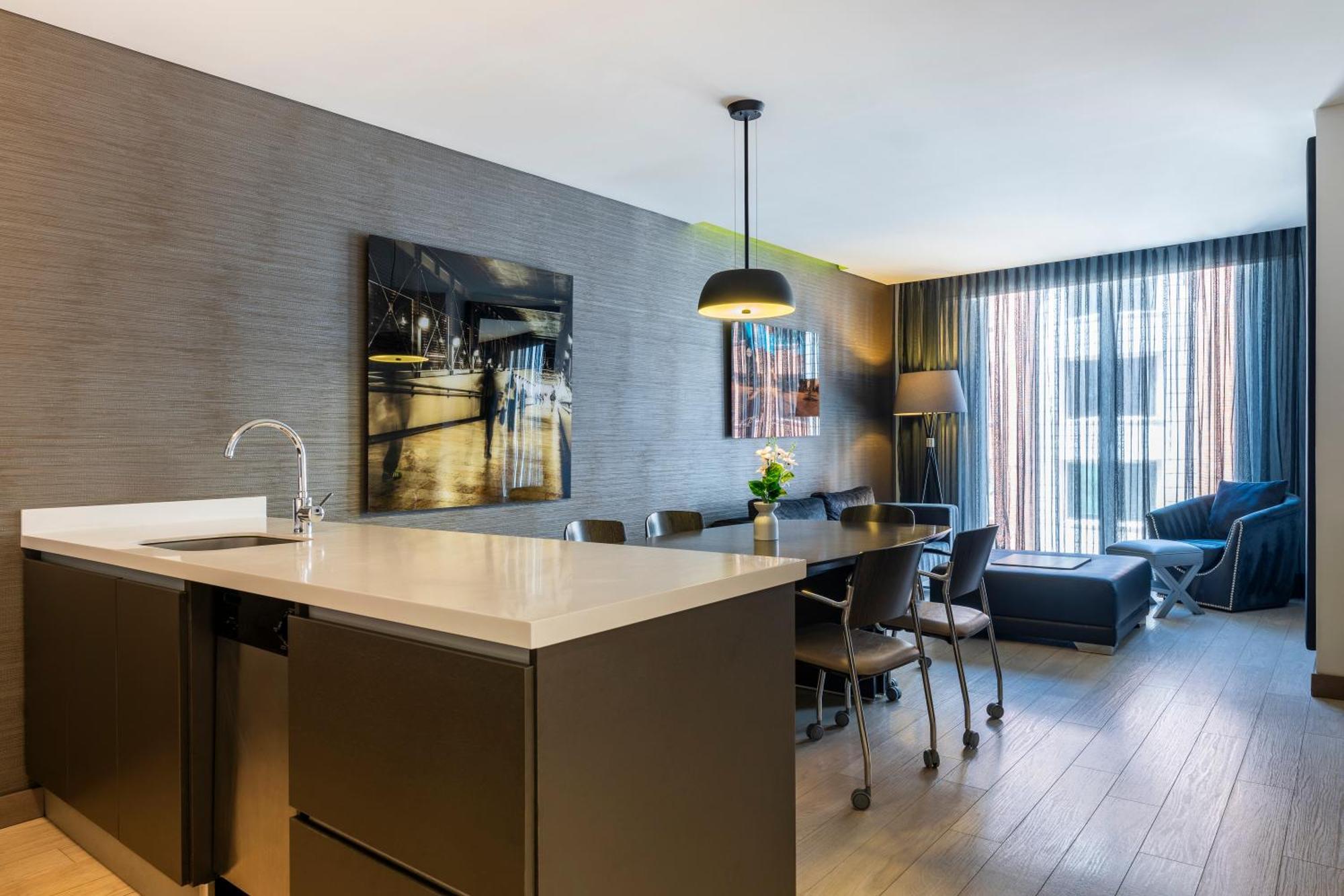 Hotel 100 Luxury Suites By Preferred ボゴタ エクステリア 写真 A typical apartment at the hotel