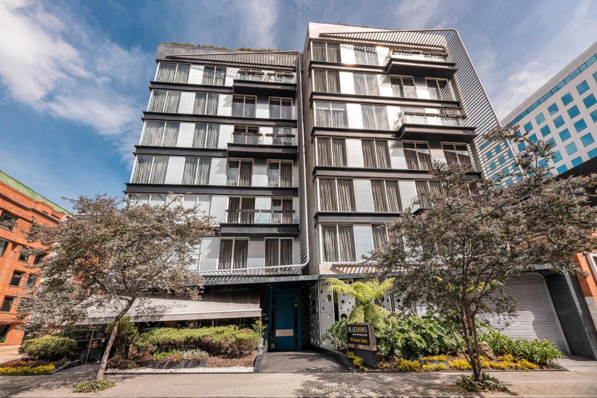 Hotel 100 Luxury Suites By Preferred ボゴタ エクステリア 写真 The building in 2019